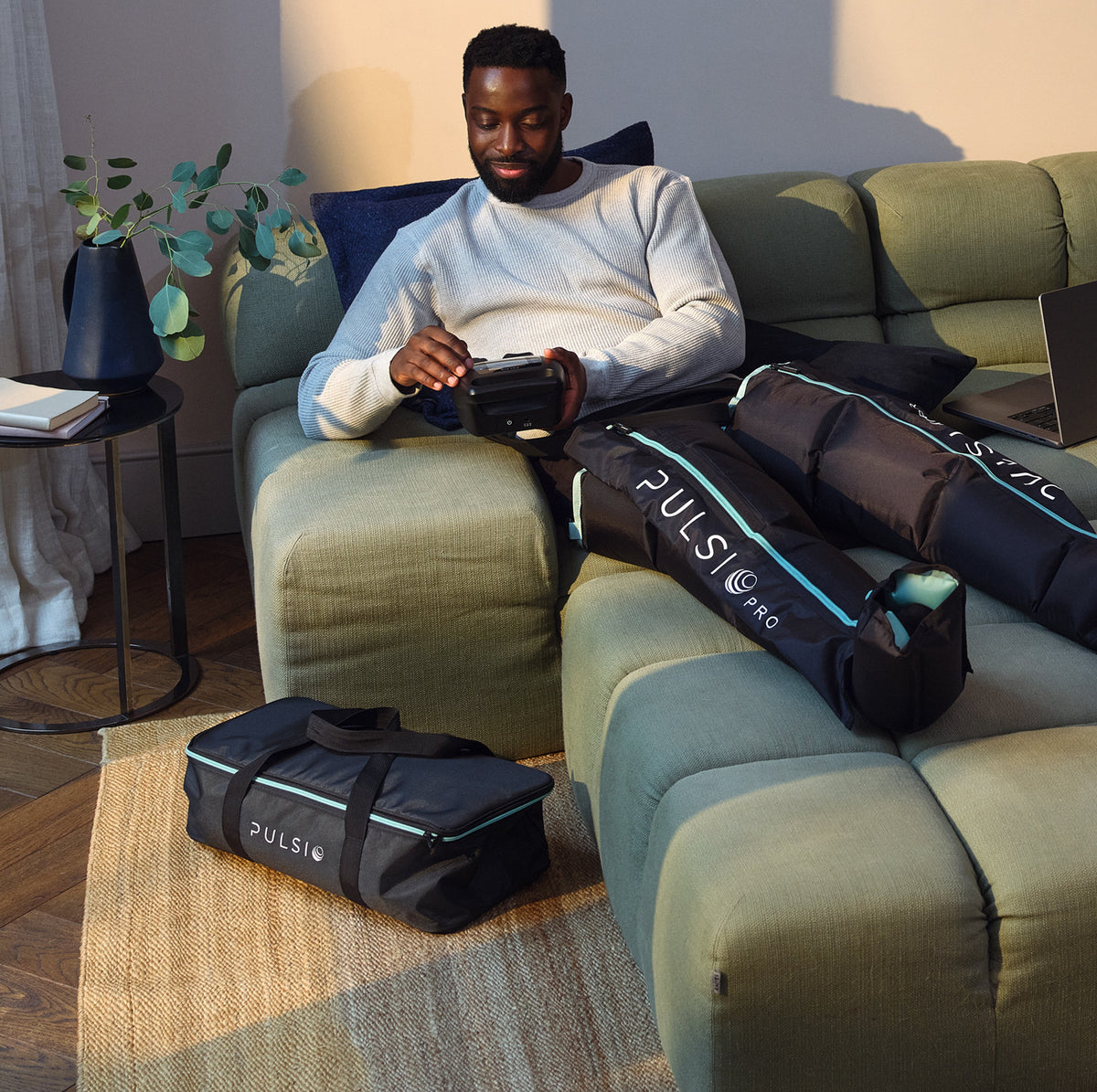 Compression PRO cu geanta sa de călătorie